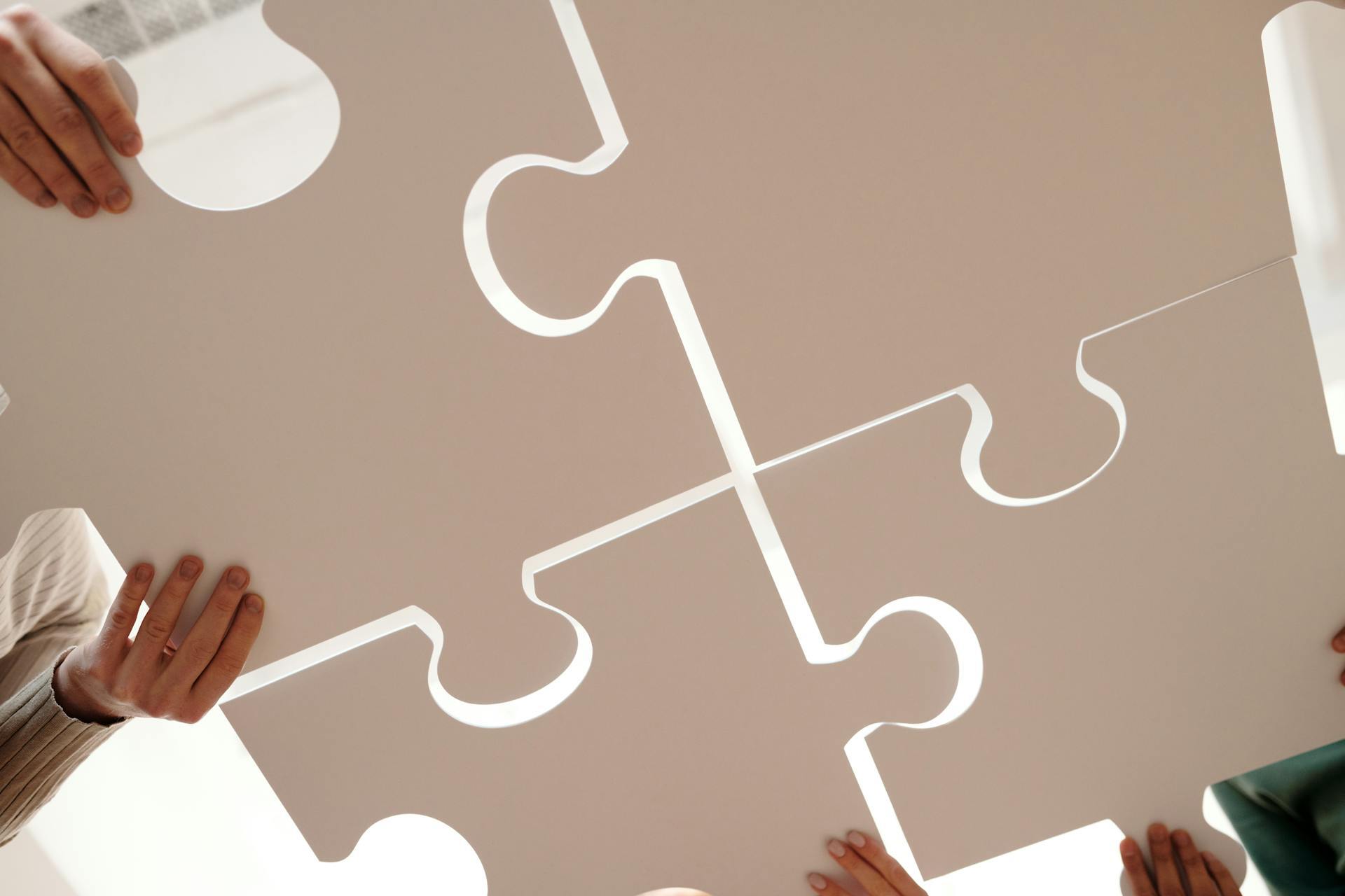 Two Types of HubSpot-Zendesk Integrations (Which One Do You Need and When?)